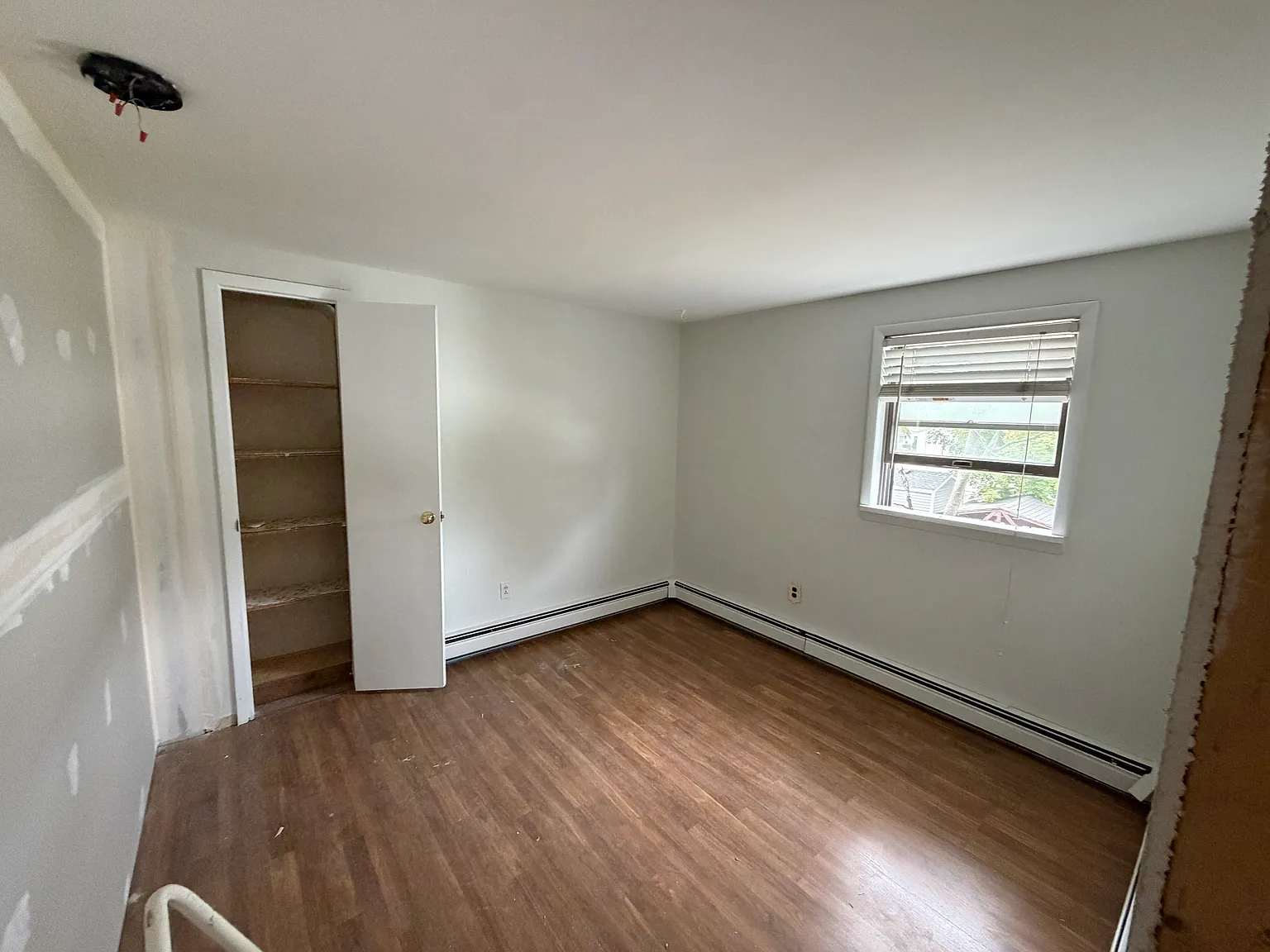 2 bed, 1000 sqft, $2,250 — Photo 4