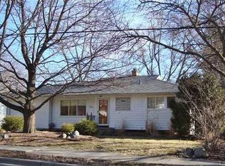 524 Moorland Dr, East Lansing, MI 48823