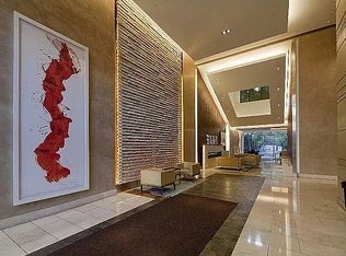 300 E 55th St APT 3A, New York, NY