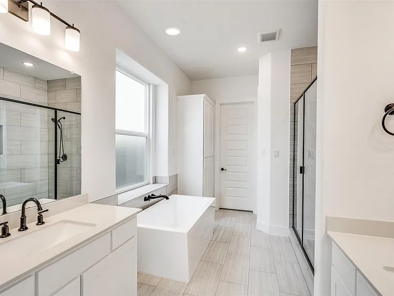 2302 Mercy Way — Photo 20