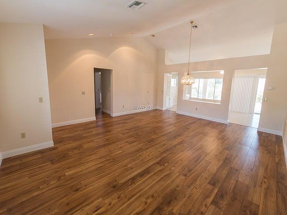 3rd image of 3032 Lotus Hill Dr