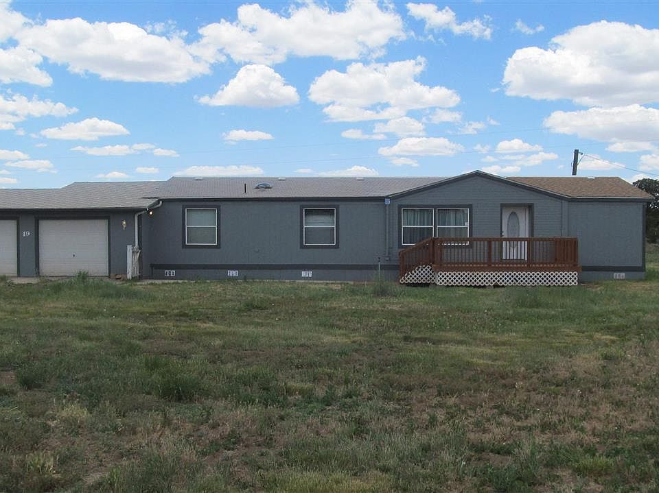 1st image of 19 Gloryland Ln
