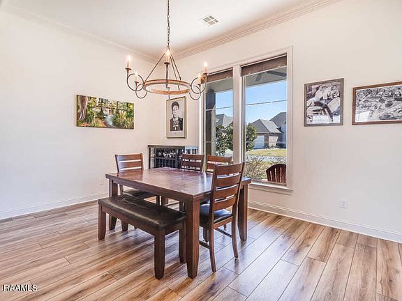 4th image of 309 Misty Wind Dr