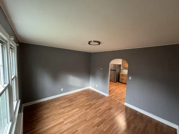112 W Franklin St #2, Bound Brook, NJ 08805