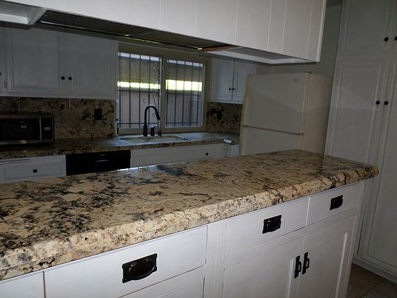 2nd image of 9654 Caminito Del Vida