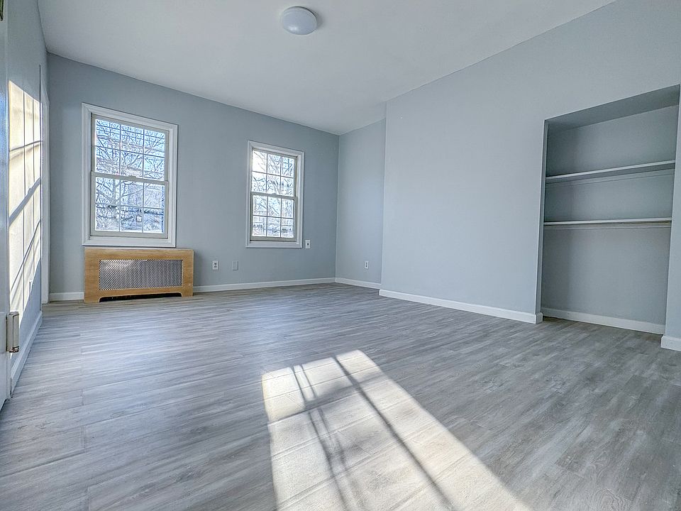 1st image of 2509 Astoria Blvd Ste 2