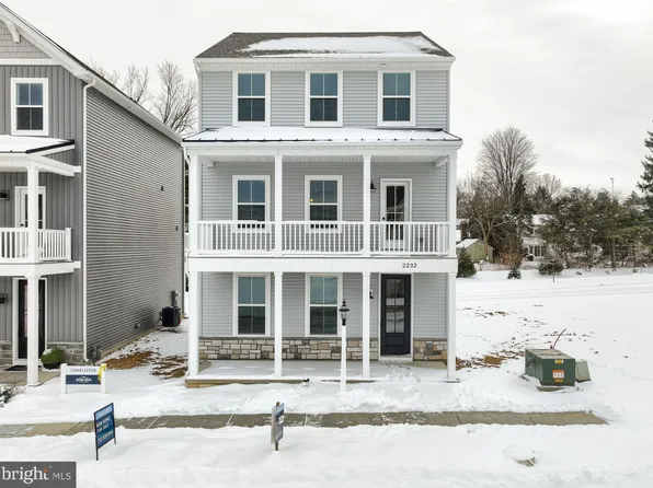 2232 Coach Light Ln, Lancaster, PA 17601