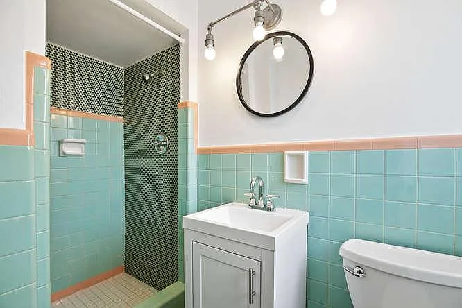 Studio, 325 sqft, $875 — Photo 3