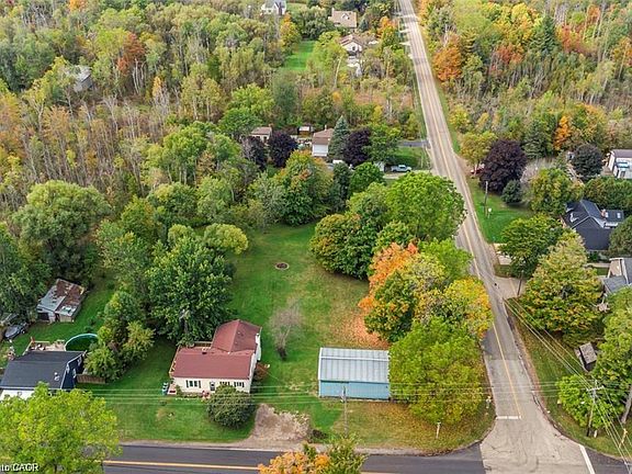3rd image of 1545 Brock Rd