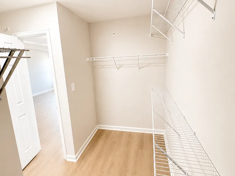 6140 Murray Ter — Photo 10