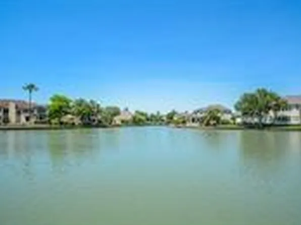 2731 Lakeside Village Dr, Missouri City, TX 77459