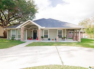 302 Lantana Ave, Victoria, TX 77901
