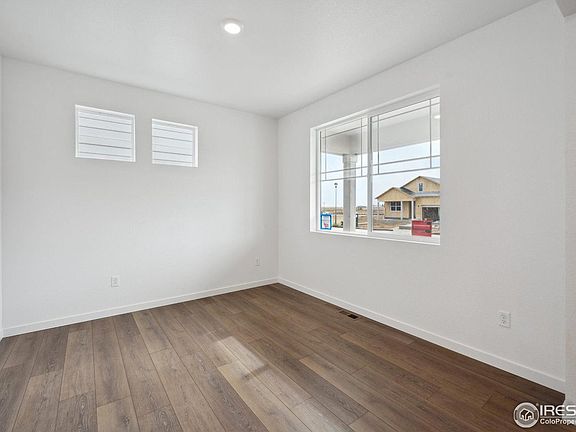 4th image of 822 Elias Tarn Dr