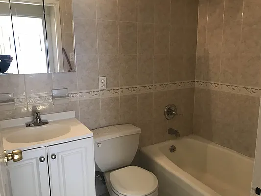 Rented by RV Realty | media 7