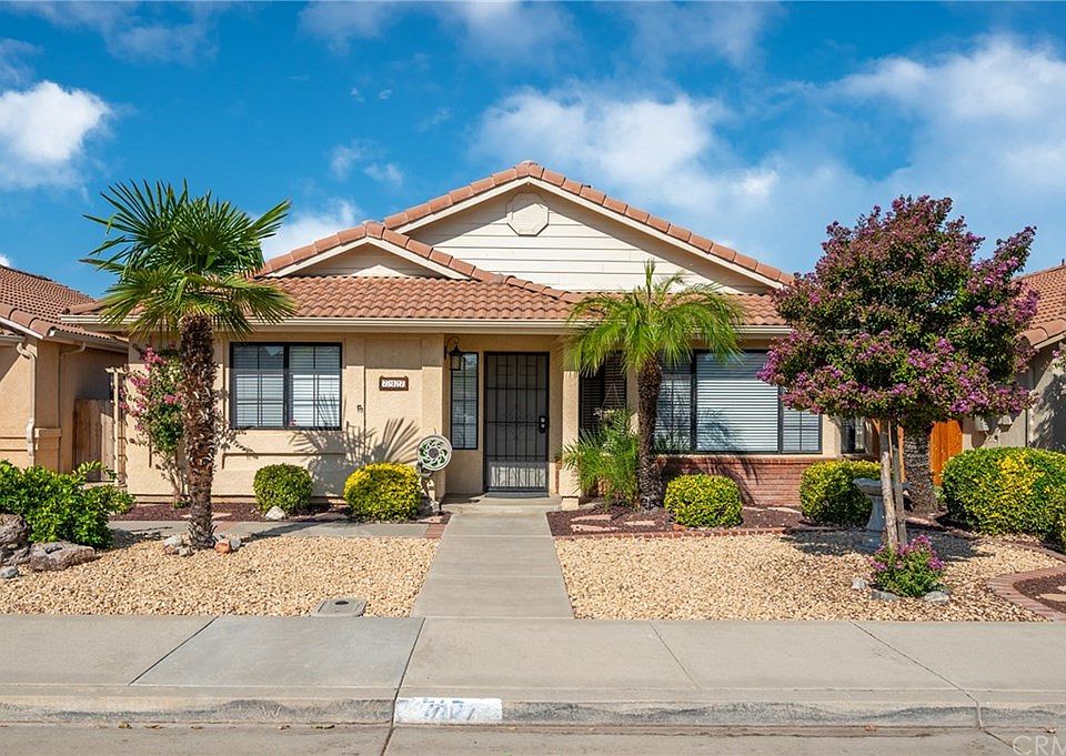 1st image of 717 Ensenada Dr
