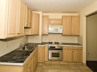 220 Sheridan St APT 1, Bridgeport, CT 06610