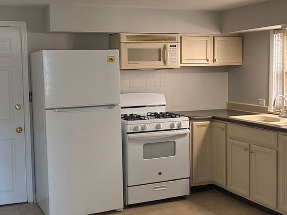 4th image of 6515 N Onarga Ave