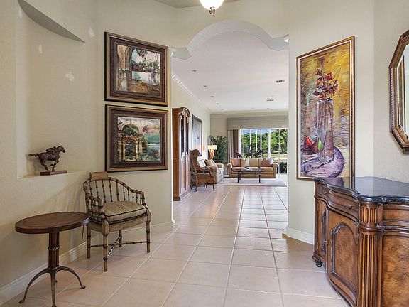 5th image of 5743 Fountains Drive S