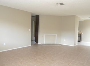 20134 Zuni Rd APT 3, Apple Valley, CA 92307