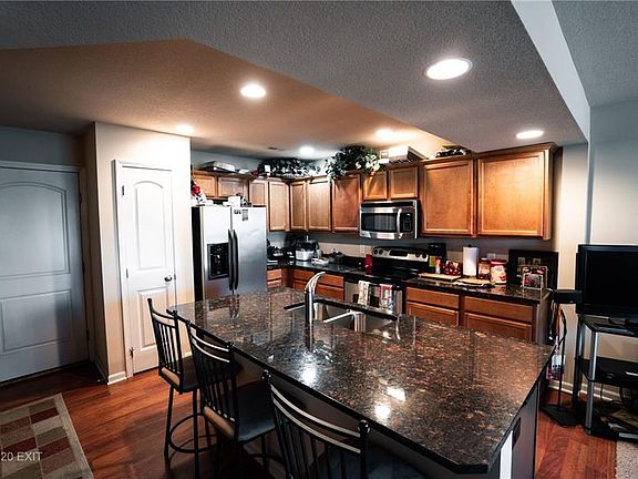 4th image of 5819 Marble Cir