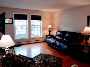 63 Fieldstone Dr UNIT 1, Bangor, ME 04401