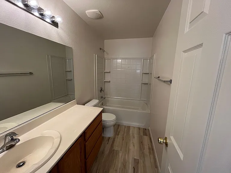 5613 Clotidle Soupert Ct — Photo 19