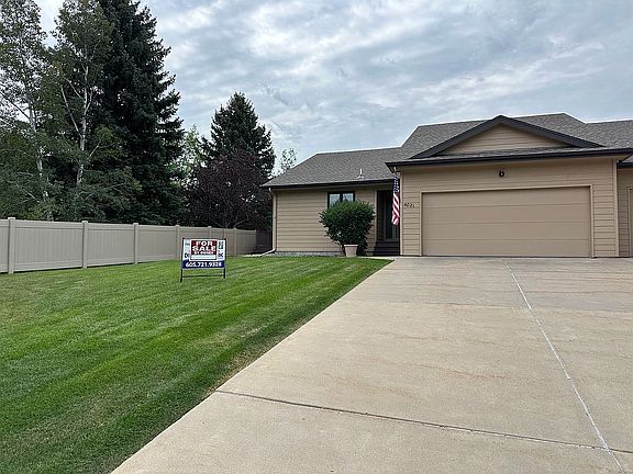 2nd image of 4021 Oakmont Ct