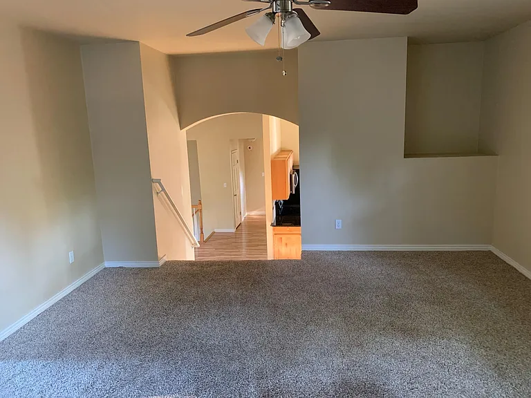 2219 Ouray Ct — Photo 5