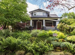 4104 SE Pine St, Portland, OR