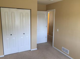 7155 Fairweather Dr, Anchorage, AK 99518
