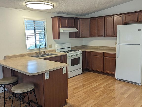 4th image of 17247 N 15TH Place