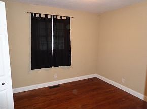 3rd image of 1509 Chilhowie E