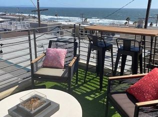 210 40th St, Manhattan Beach, CA 90266