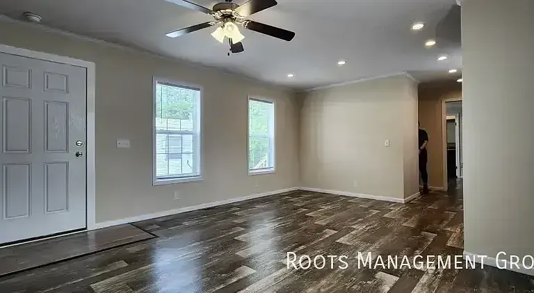 315 W Gordon Pike #36 — Photo 2
