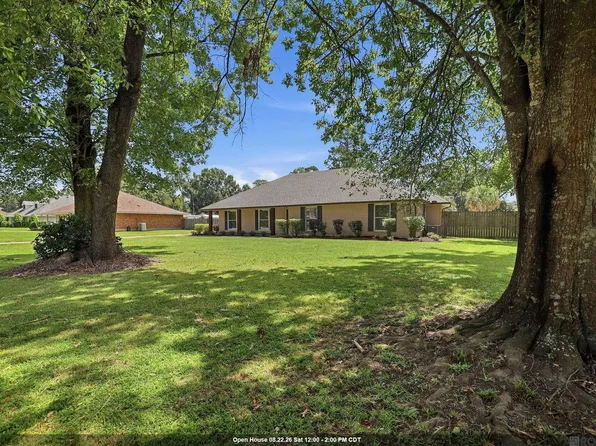 25540 Plantation Ave, Denham Springs, LA 70726