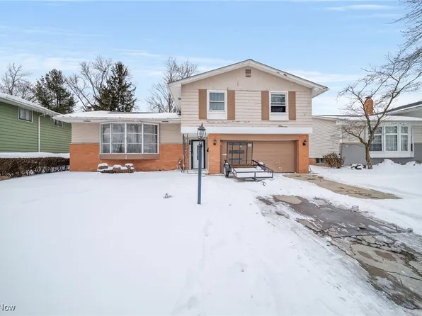 6565 Kingsdale Blvd, Parma Heights, OH 44130