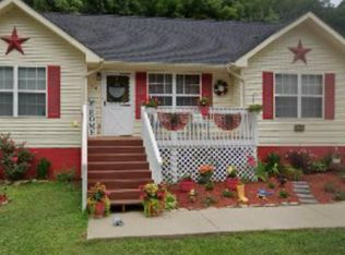 124 Fordson Camp Rd, Wallins Creek, KY 40873