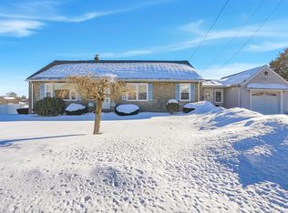 14 Lawrence St, Milford, MA 01757