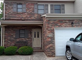 728 Live Oak Pl, Owensboro, KY 42303