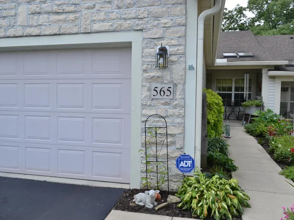 565 Market St, Lithopolis, OH 43136