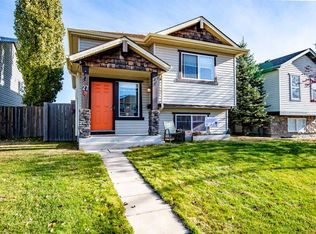 27 W Jacobs Close, Red Deer, AB T4P 4C8