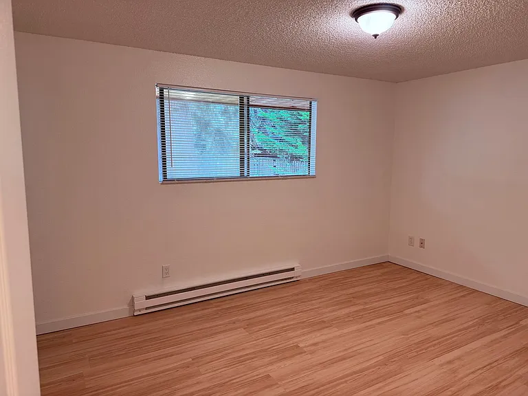 17505 38th Dr NE — Photo 10