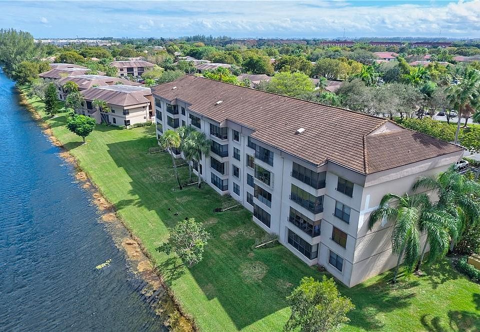 1st image of 2660 Carambola Circle #306 B