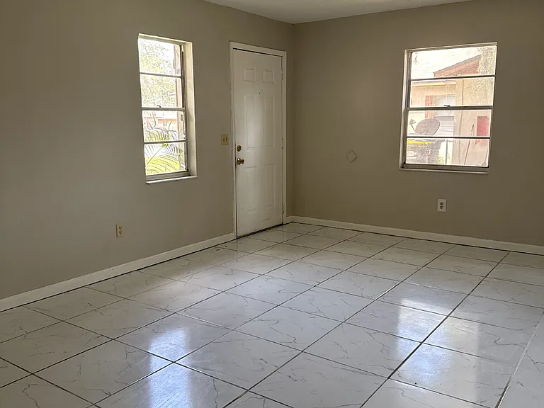 3009 Allred Dr #C — Photo 3
