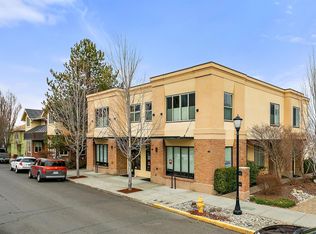 667 A St, Ashland, OR 97520