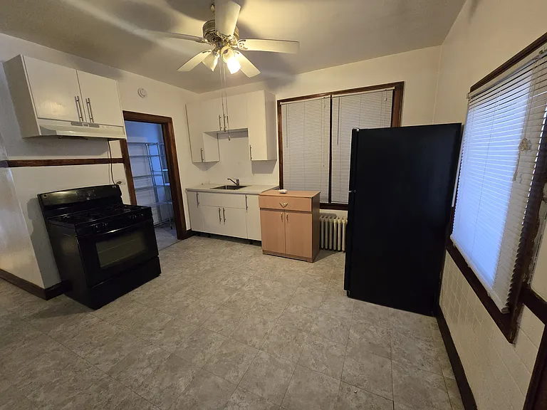 6942 S Maplewood Ave #1 — Photo 14