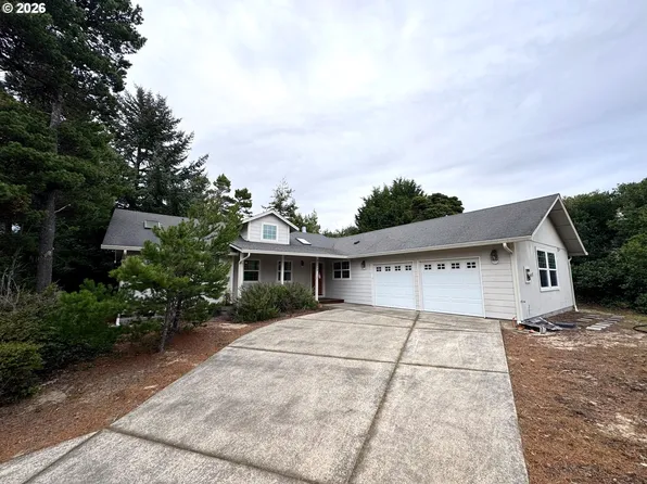 87650 Saltaire St, Florence, OR 97439