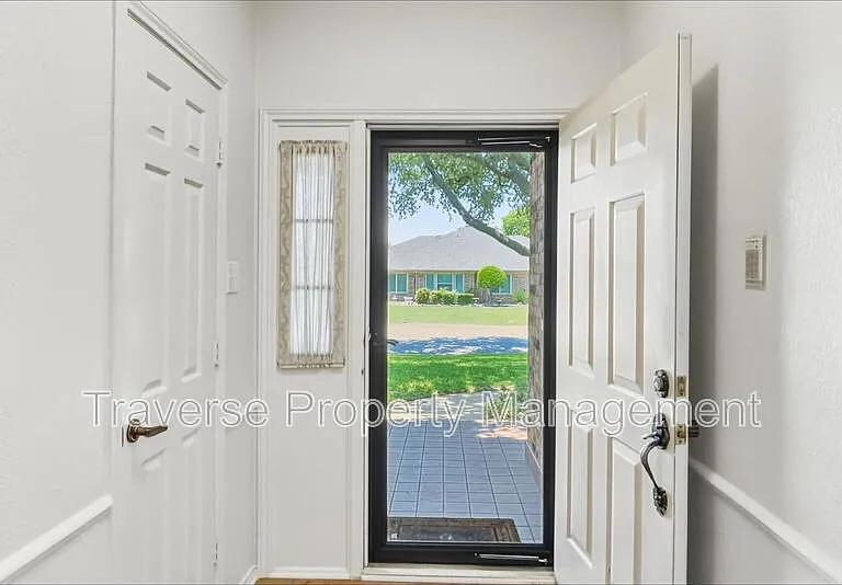 5407 Ledgestone Dr #5405 — Photo 2