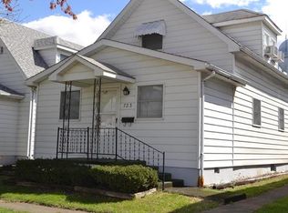717 S Hickory St, Centralia, IL 62801