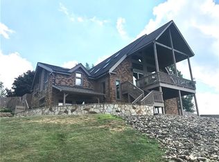 116 Paradise Ln, Slippery Rock, PA 16057